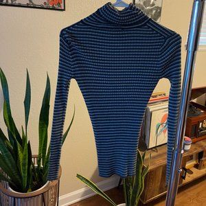 Striped Hipster Turtle Neck Size XS